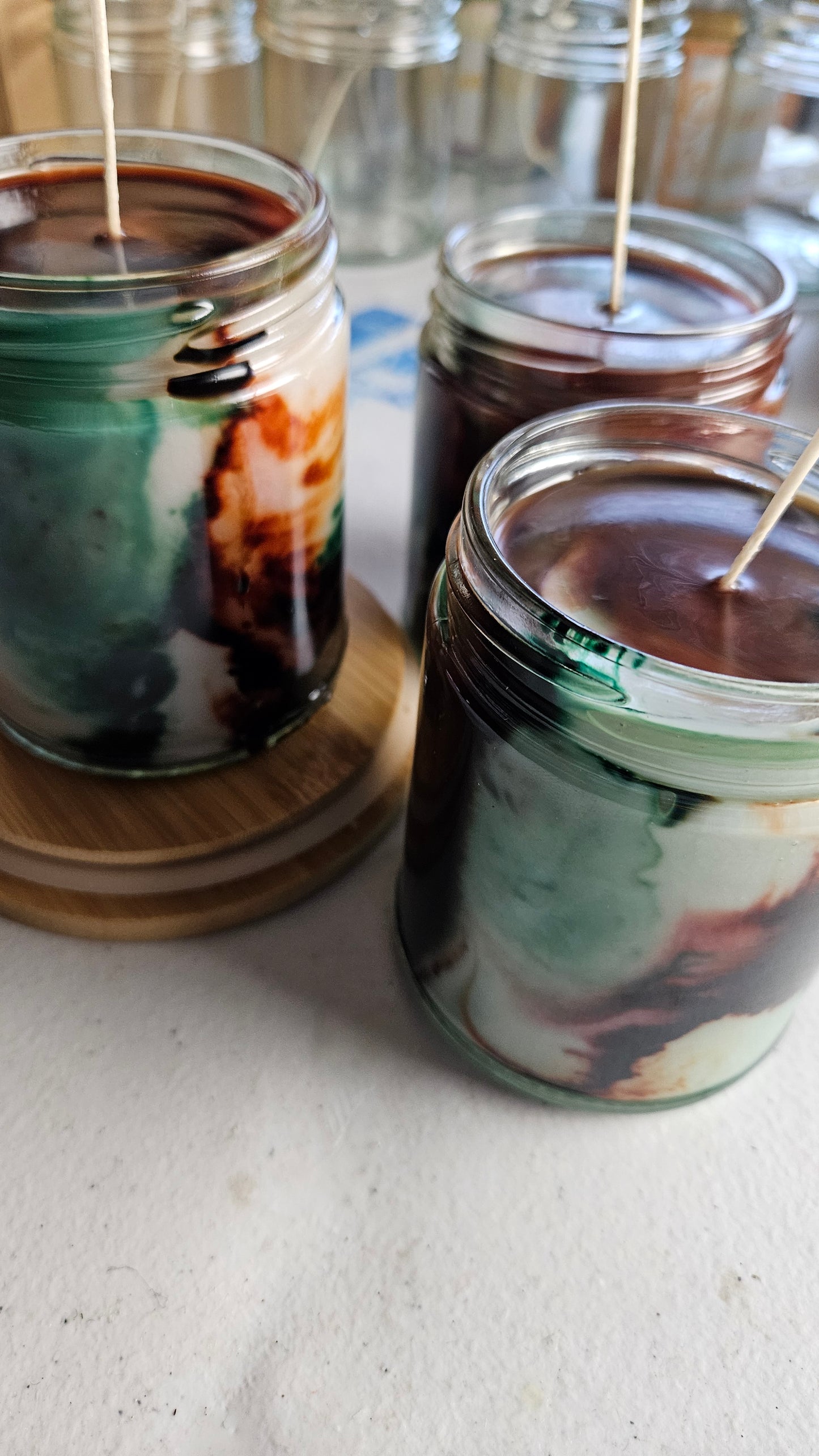 (NEW) Oakmoss & Amber 7oz candle