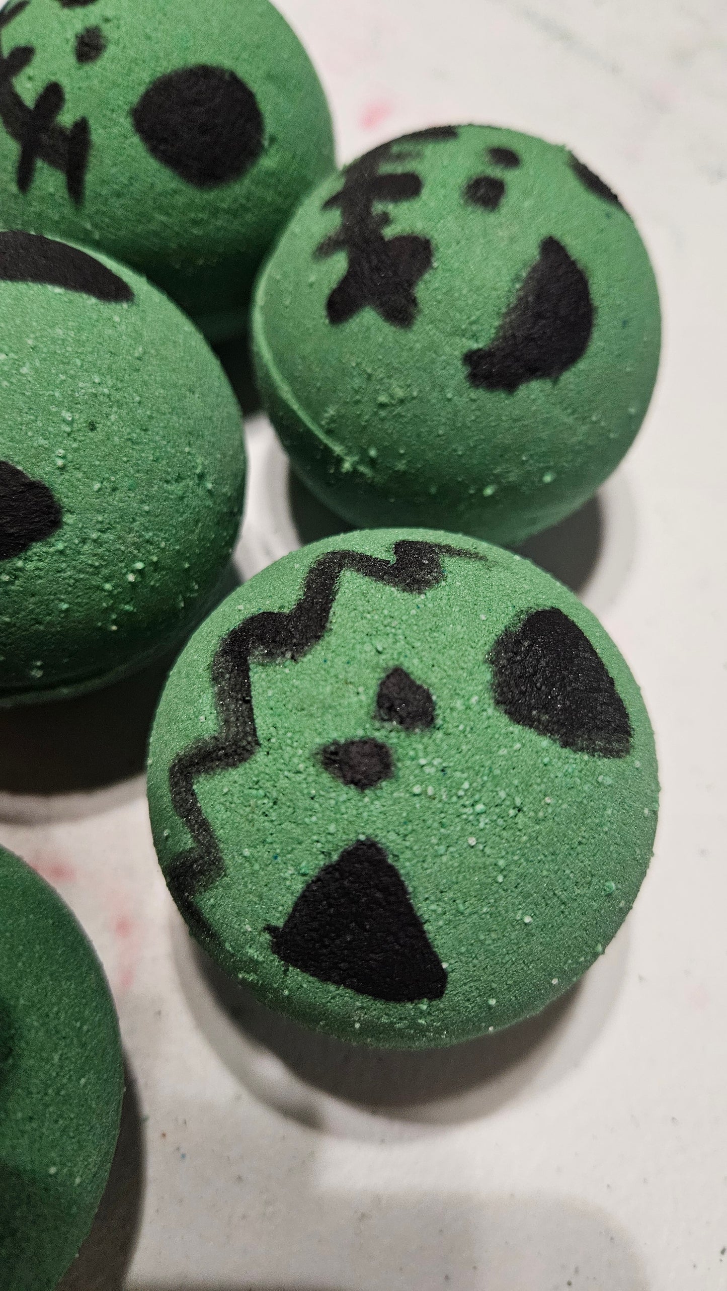 Trickery Bath bomb