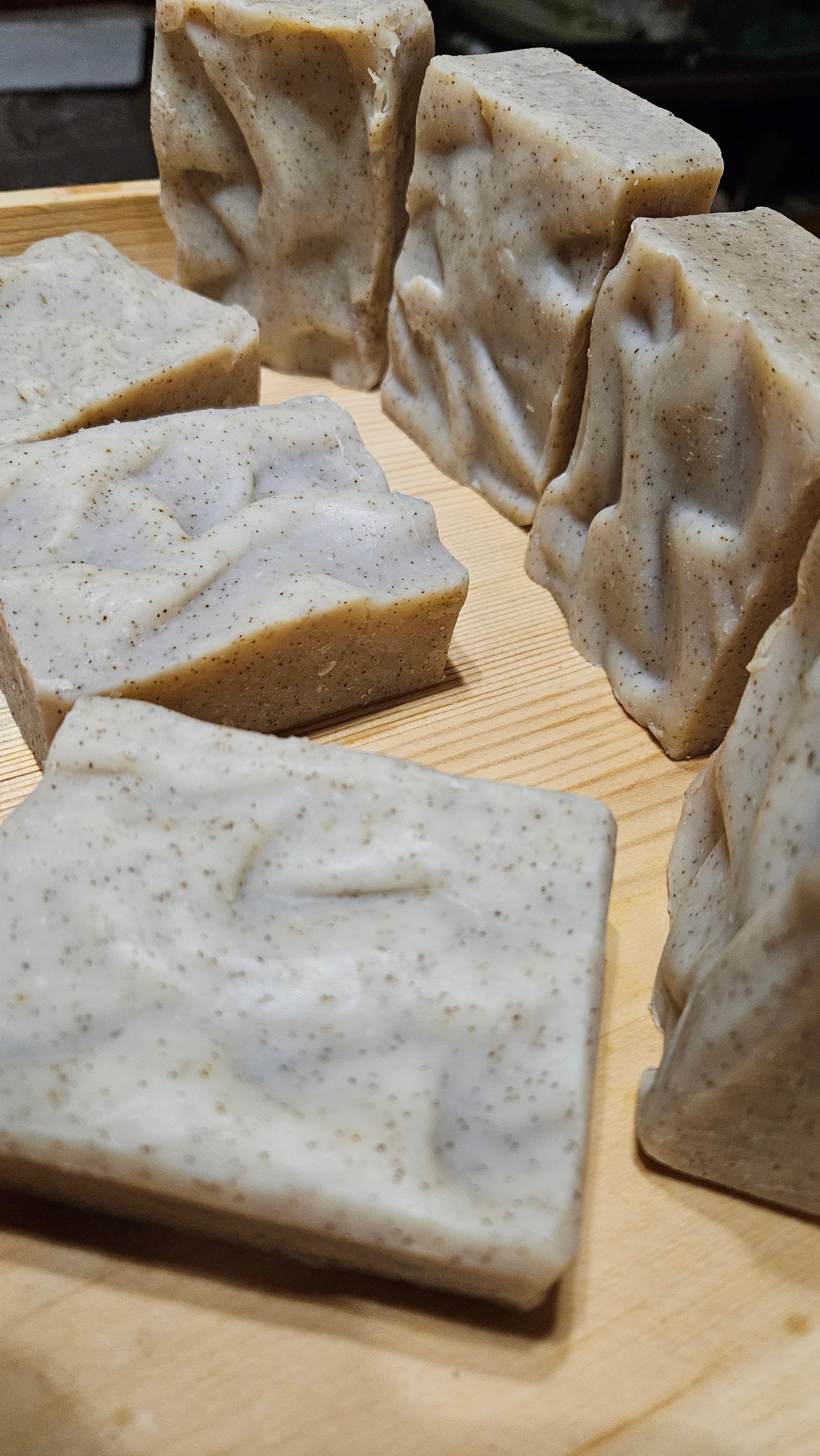 Exfoliating Goats milk + white tea & sage