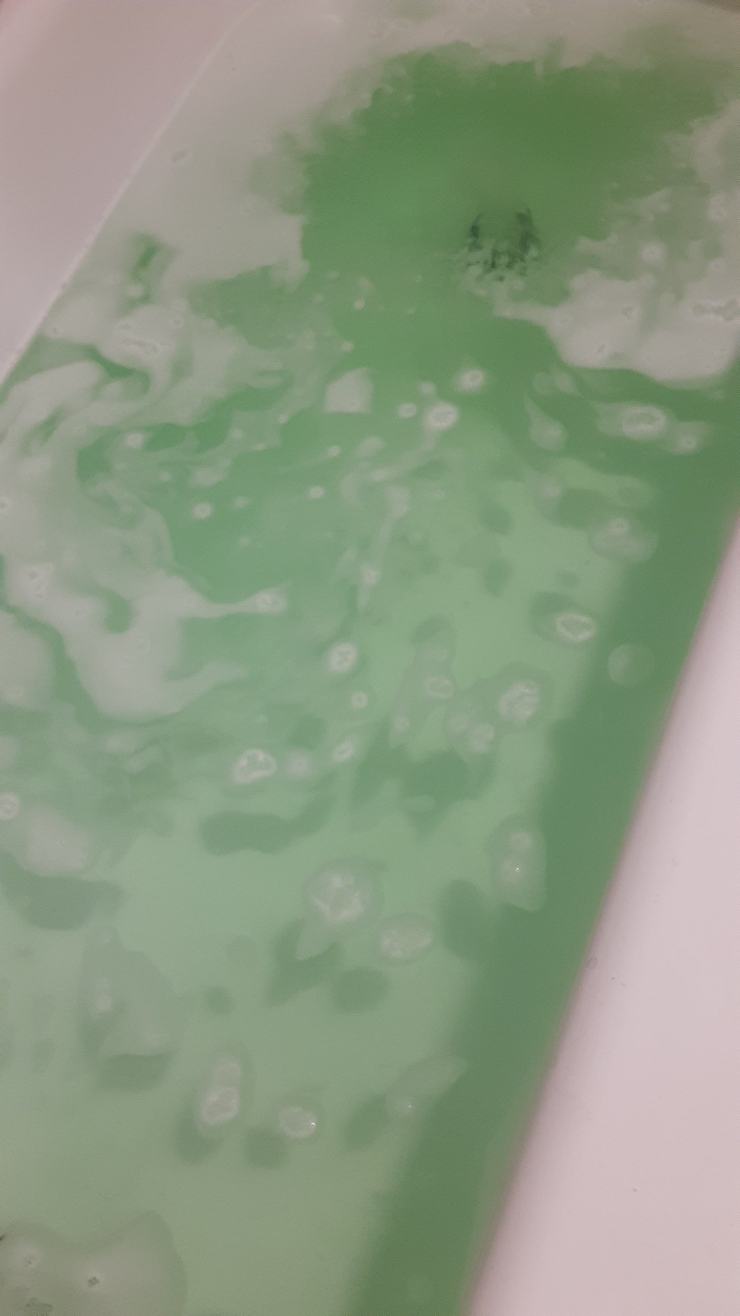 Witches cauldron bath bomb